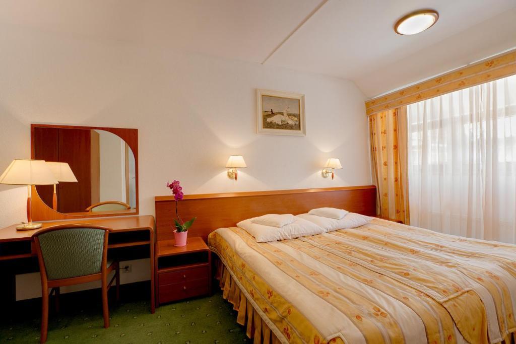 Hotel Zajazd Piastowski Kazimierz Dolny Δωμάτιο φωτογραφία