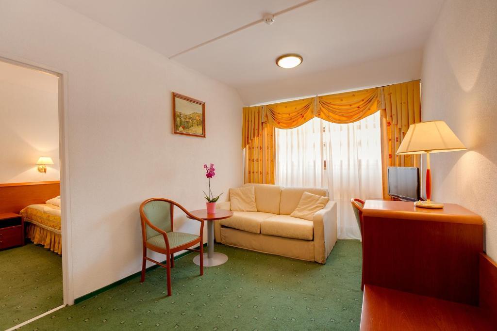 Hotel Zajazd Piastowski Kazimierz Dolny Δωμάτιο φωτογραφία